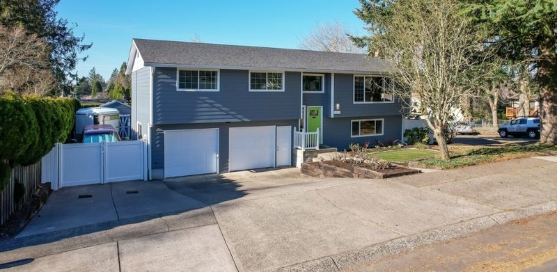 roommates in Troutdale Private Room in 1Bed.1Bath - cirtru.com