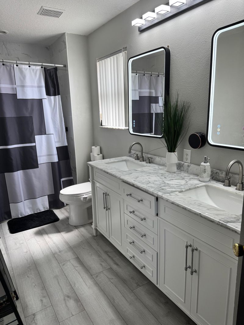 roommates in Undisclosed, Kissimmee, FL 34744 "Resort-Style Living in Remington Golf | Gated, Gym, Pool | Prime Location!" turnpike minutes away (id. 16061) - cirtru.com