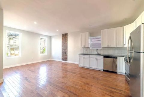 roommates in Jersey City Private Room in 1Bed.1Bath - cirtru.com