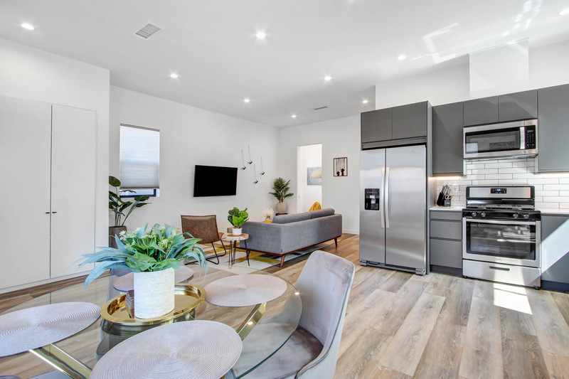 roommates in Reseda Entire Place 3Bed.3Bath - cirtru.com