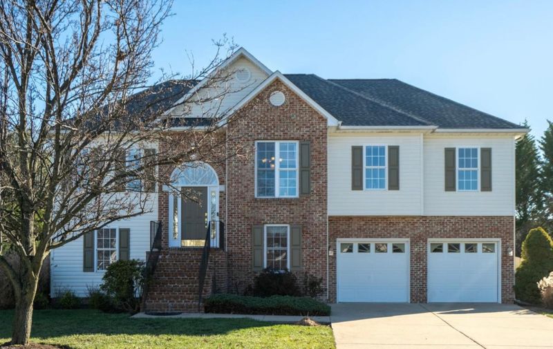 roommates in Stephens City Private Room in 3Bed.2Bath - cirtru.com