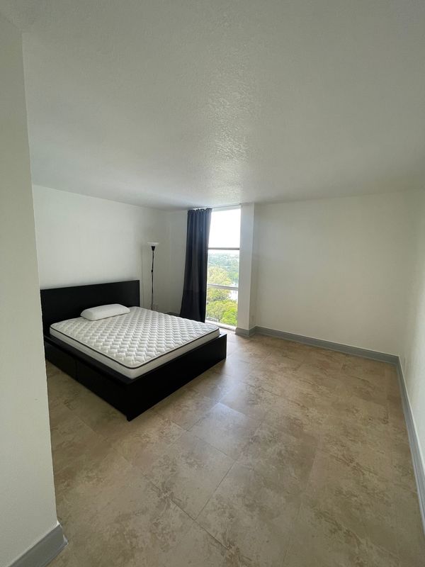 roommates in North Miami Private Room in 2Bed.2Bath - cirtru.com