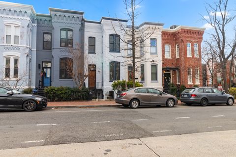 Entire Place 4Bed.4Bath