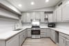 Private high quality and renovated studios near the airport!!! (id. 4934)