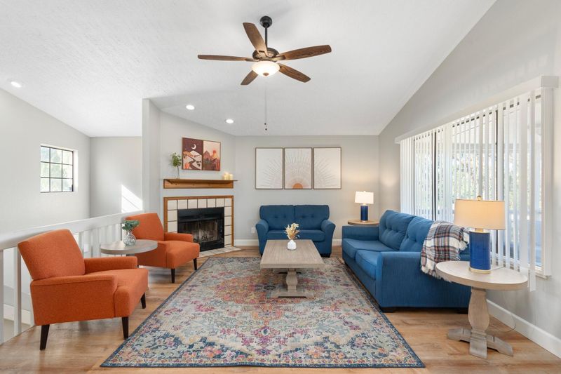 roommates in Undisclosed, Mesa, AZ 85206 Awesome location close to US-60, Newly-renovated large home with diving pool, Safe/clean/comfy! (id. 10051) - cirtru.com