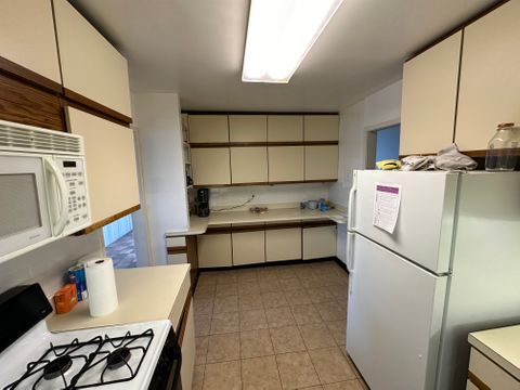 Private Room in 3Bed.2Bath