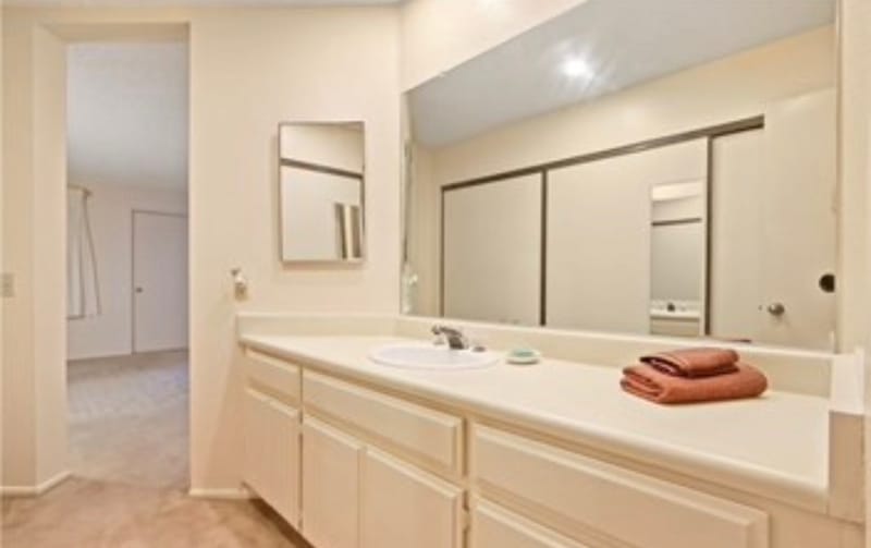 Private Room in 1Bed.1Bath