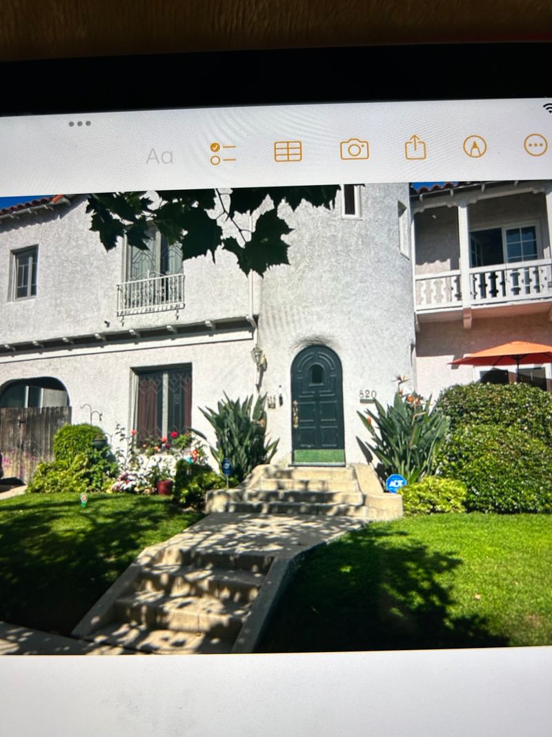 roommates in Los Angeles Private Room in 2Bed.1.5Bath - cirtru.com