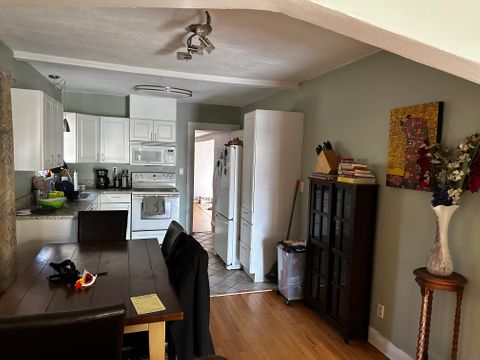 Entire Place 3Bed.1.5Bath