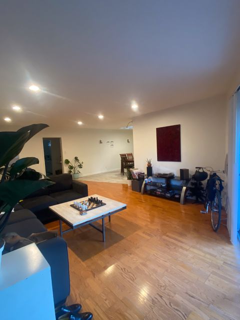 roommates in Los Angeles Private Room in 2Bed.2Bath - cirtru.com