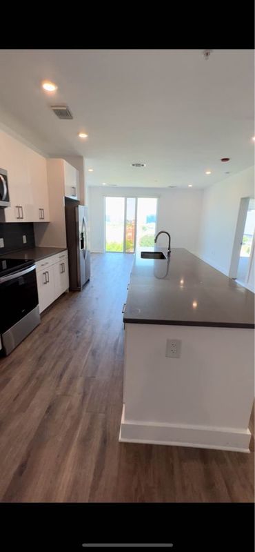 Private Room in 2Bed.2Bath