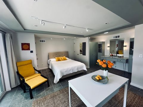 Entire Place 1Bed.1Bath