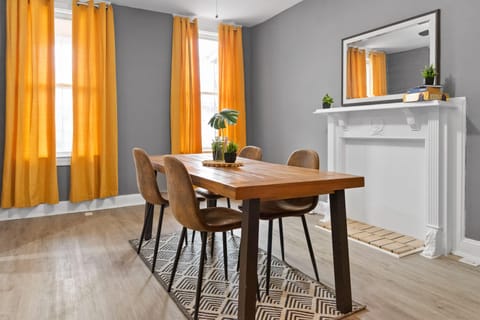 roommates in Undisclosed, Baltimore, MD 21216 FURNISHED PRIVATE ROOM FOR RENT 
 Utilities Included!
 Great Location |  Transportation Minutes Away | Fast Wi‑Fi  |  it's a Home  BOOK NOW! (id. 23872) - cirtru.com