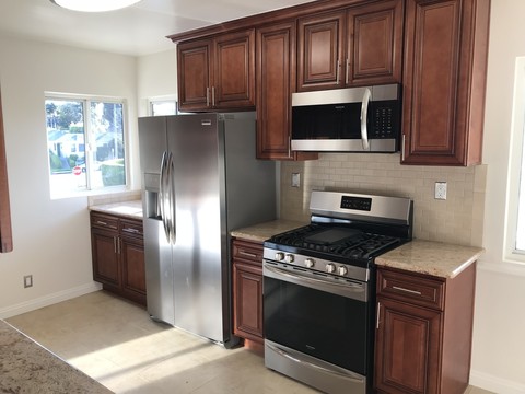 roommates in Los Angeles 1 Bedroom w/ private bath $1300/mo - cirtru.com