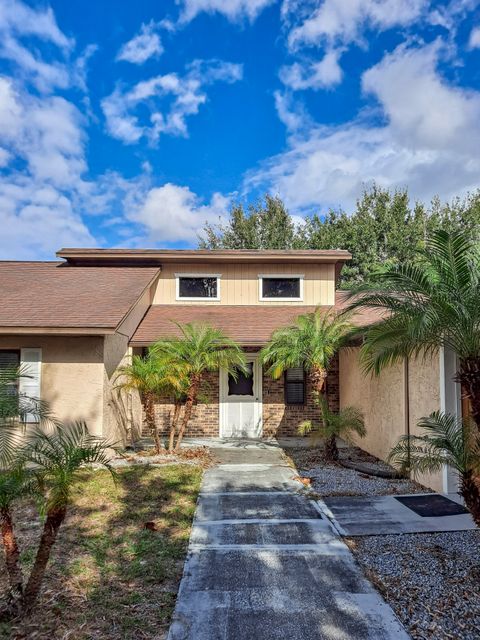 Spacious, High-Quality Port Orange Home (id. 5885)