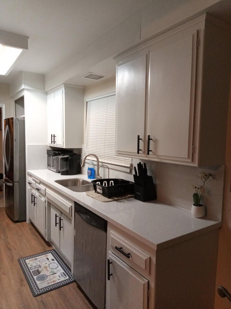 roommates in Undisclosed, Rialto, CA 92376 Rialto, California Residence (id. 19878) - cirtru.com