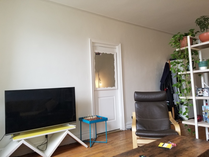 Private Room in 3Bed.1Bath