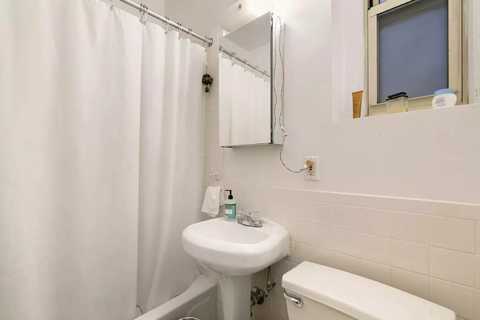 roommates in New York Private Room in 1Bed.1Bath - cirtru.com