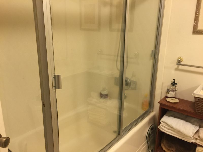 roommates in Van Nuys Private Room in 4Bed.2Bath - cirtru.com