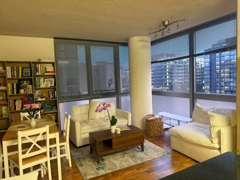 Private Room in 2Bed.2Bath